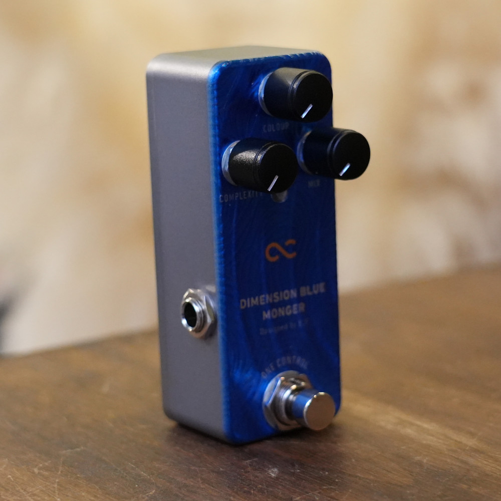 One Control Dimension Blue Monger Modulation Guitar Effector