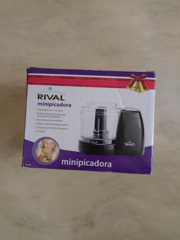 RIVAL 1 1/2 CUP CAPACITY BLACK MINI KITCHEN CHOPPER MC-67BL