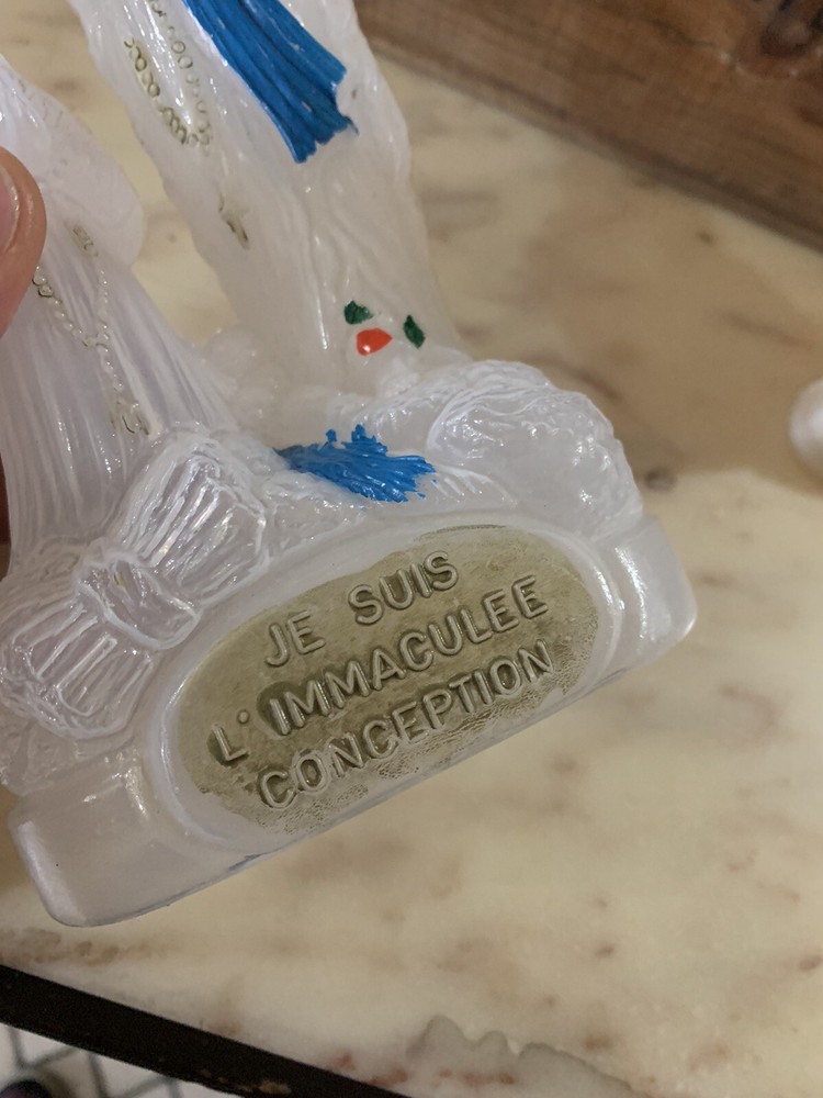 lot 2x VINTAGE MADONNA IMMACULATE PLASTIC BOTTLE
