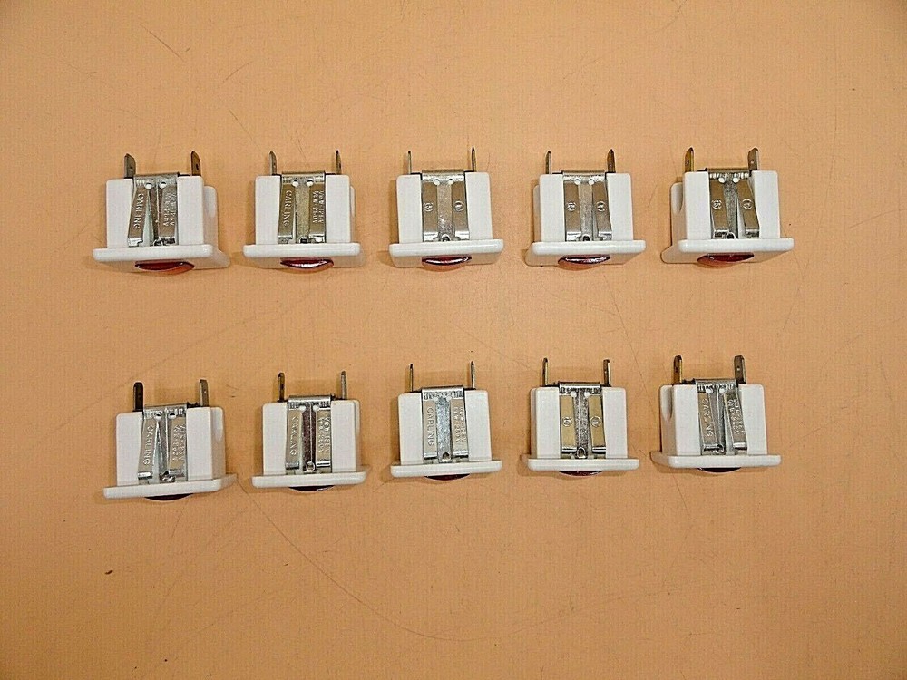125/250V RED RECTANGULAR SNAP-IN INDICATOR LIGHT (Lot of 10)