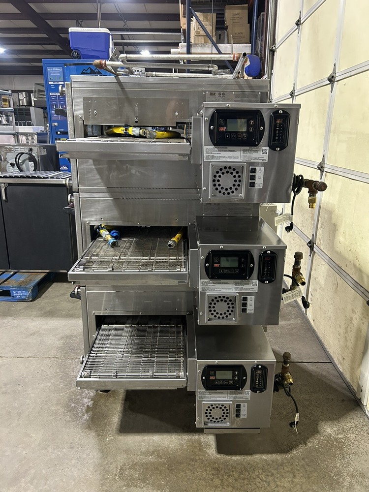 2022 XLT 1832 Triple Stack Nat. Gas Pizza Oven