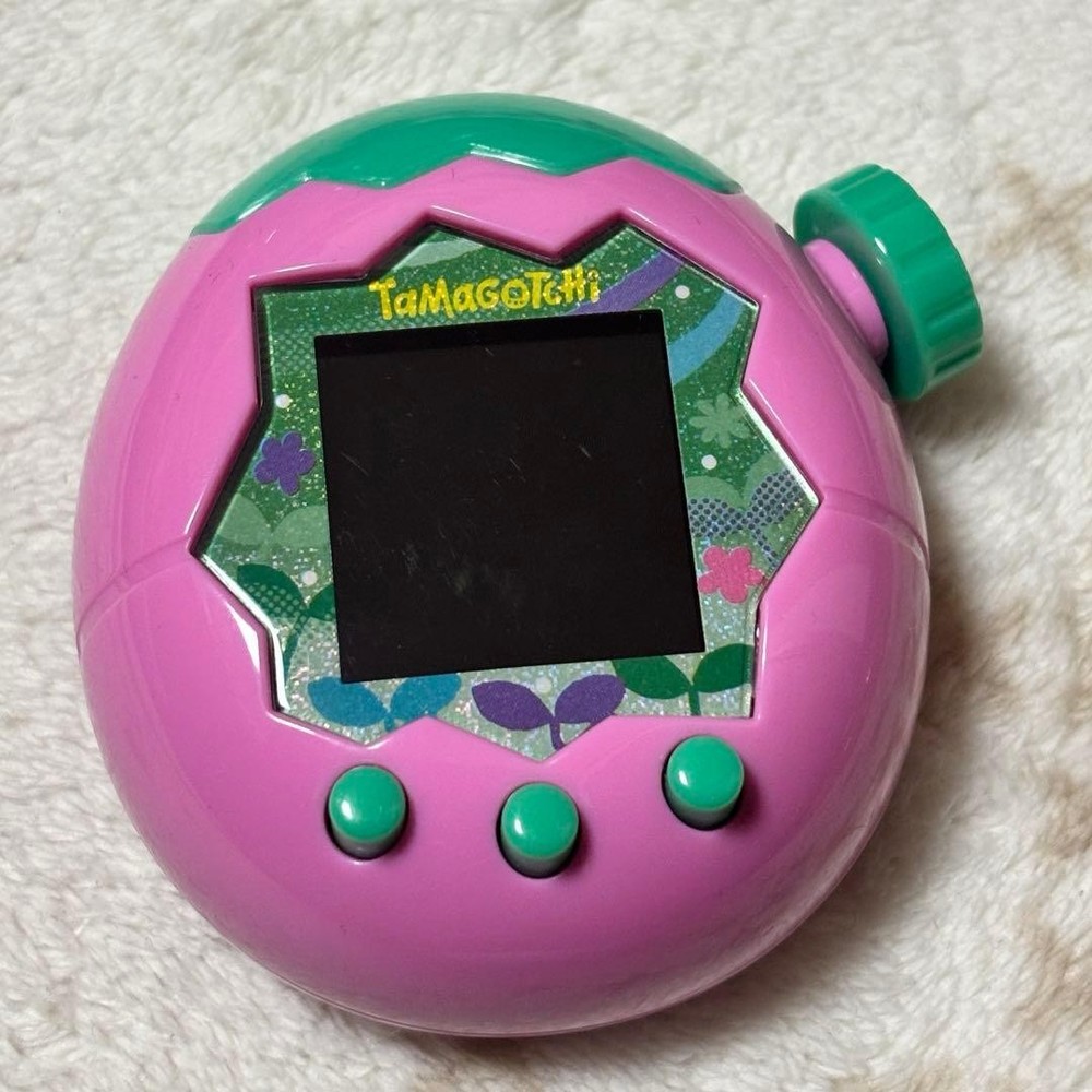 Tamagotchi Paradise Outing Carry Mametchi Set