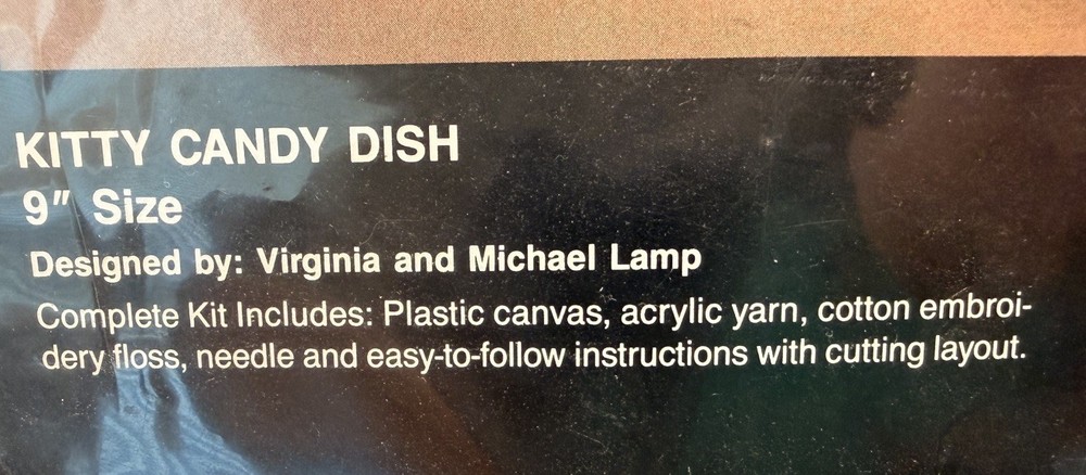 BUCILLA PLASTIC CANVAS KITTY CANDY DISH # 6103 NIB