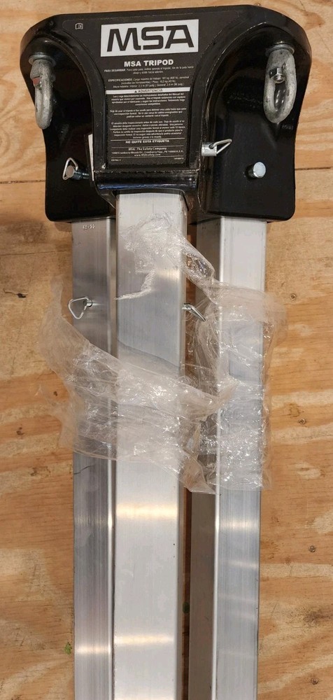 MSA 10102002 Aluminum Workman 8' Tripod