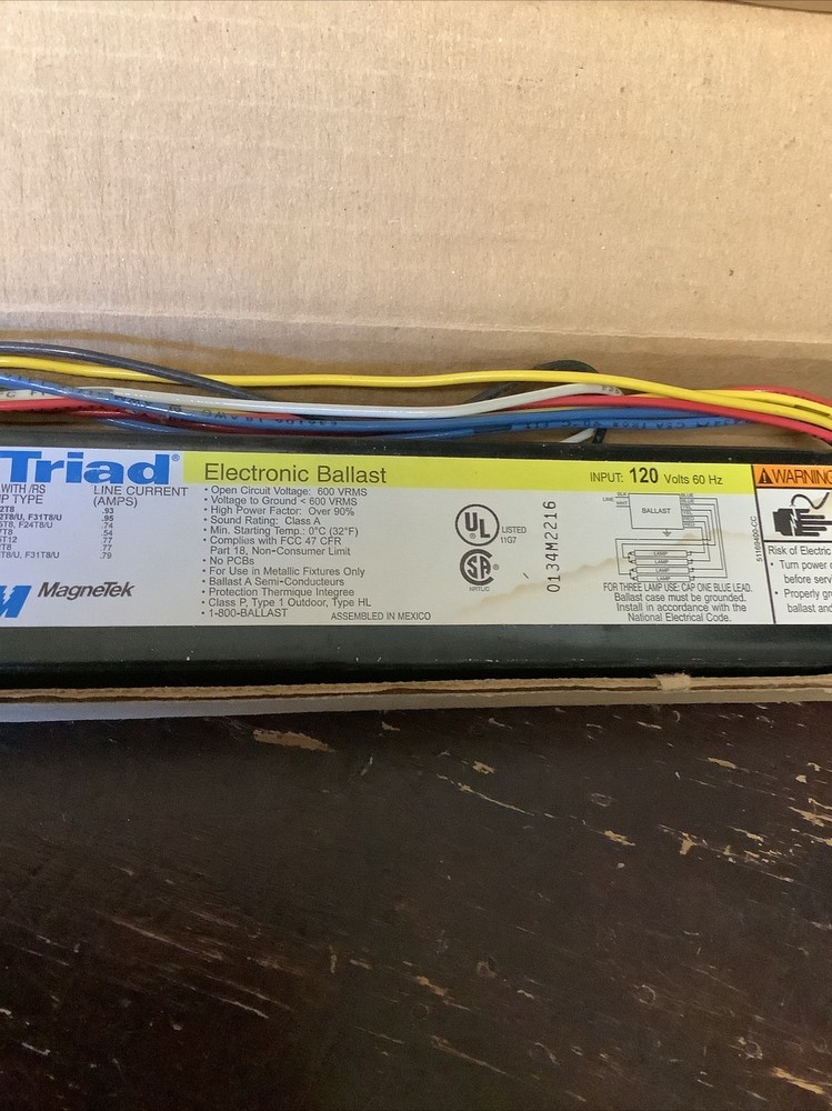 New MagneTek Universal Triad Electronic Ballast