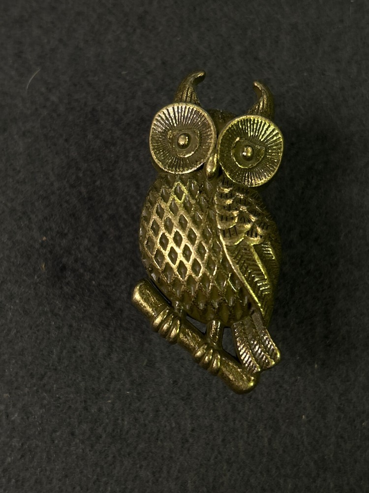 2" Antique Brass Owl Knob