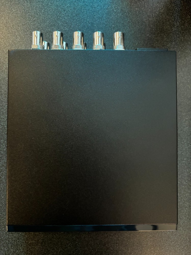 Blackmagic Design Multiview 4 and Four Pearstone BNC Cables