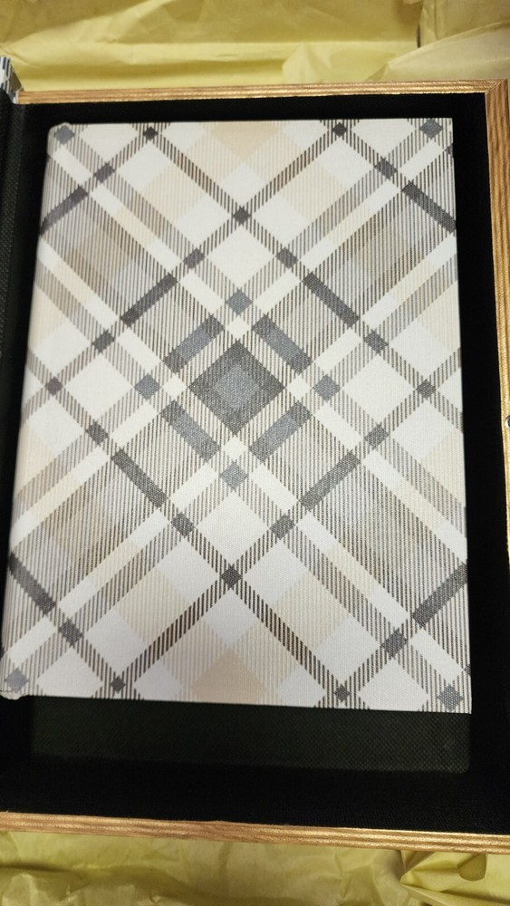 decotive nesting book boxes