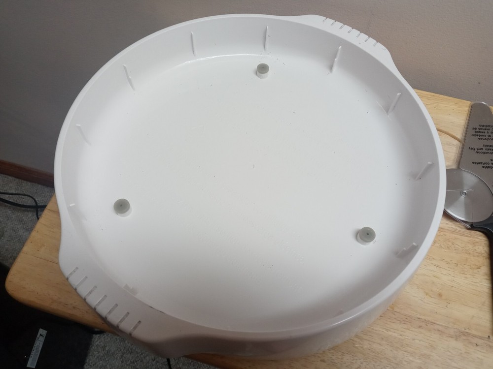 NuWave Pro Infrared Oven Extender Ring Model 20301-20304 White & Pizza Cutter