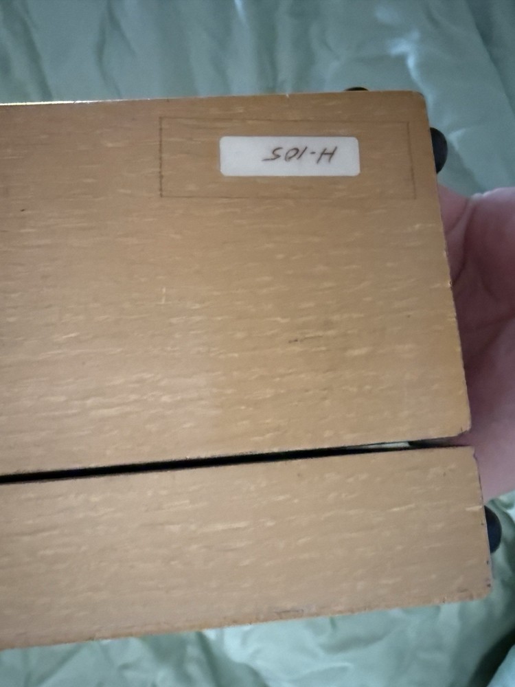 Antique Pre Amp missing microphone