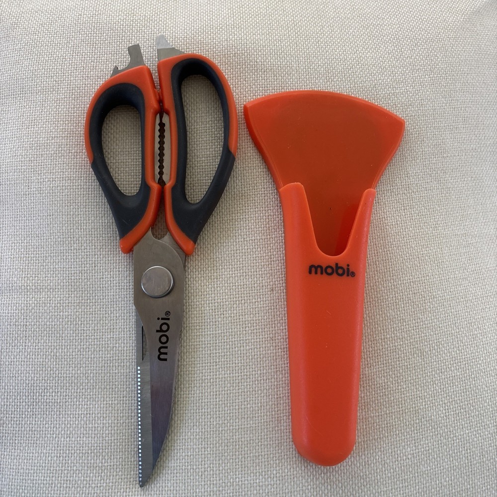 Mobi Multi Purpose Shears With Magnetic Holder