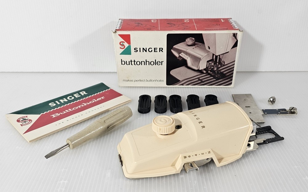 Vintage Singer Buttonholer