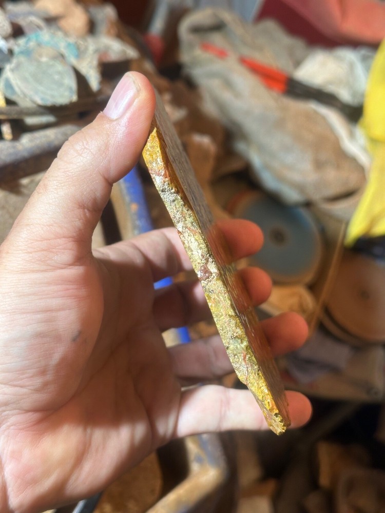 Beautiful Utah Yellowcat **hxtled agate.