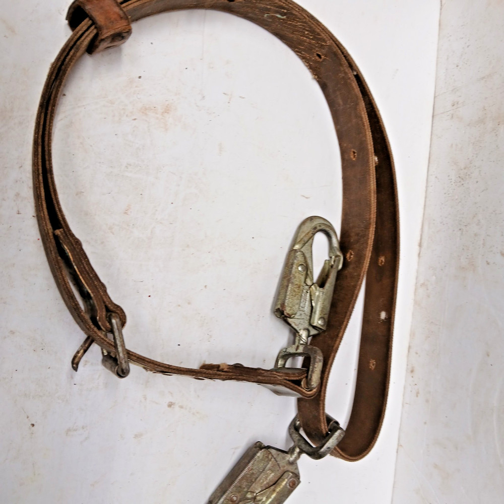 BASHLIN, DOUBLE LOCKING, SAFETY STRAP, DOM 702, 5AN-2HL