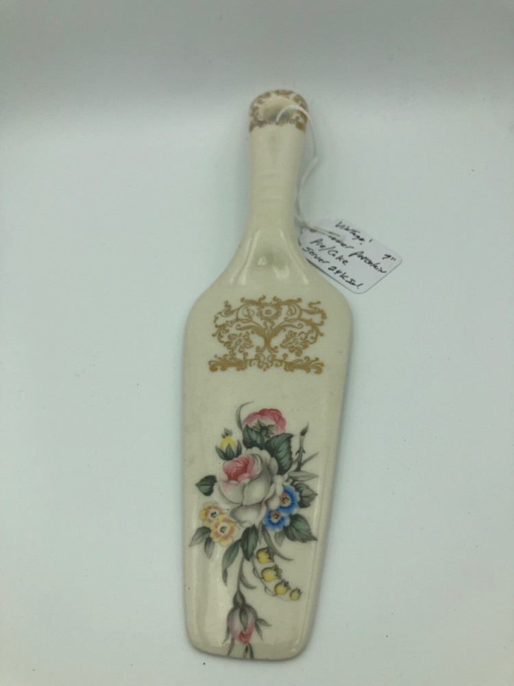 7" 14K. Gold Inlay Flower Porcelain Pie/Cake Server