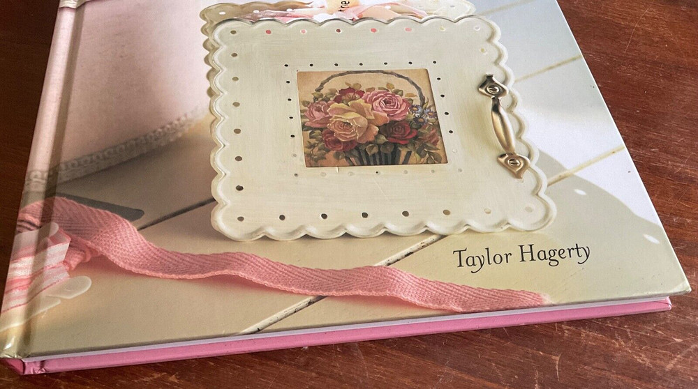 Miniature Scrapbooks & Small Treasures to make HB