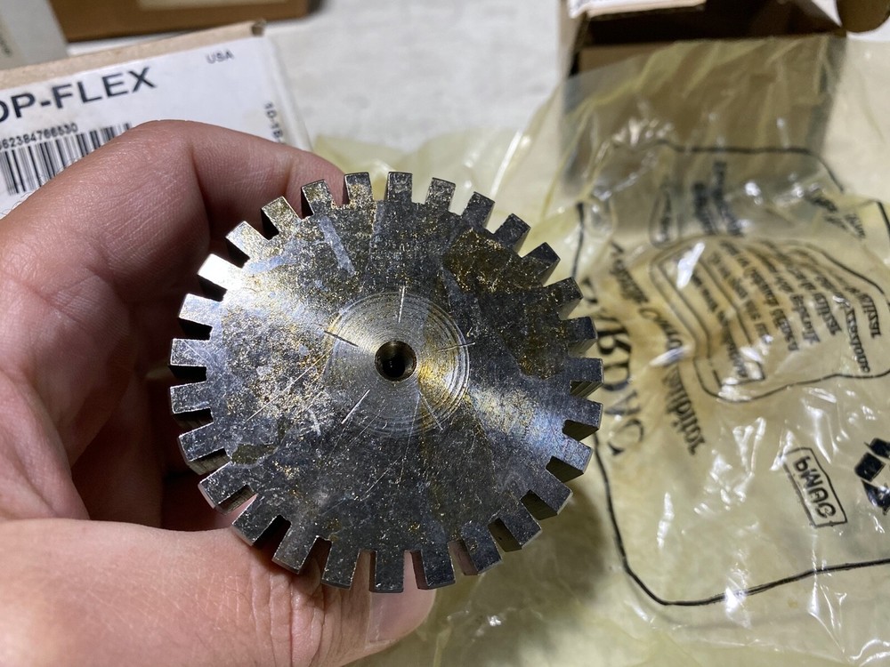 One Kop-Flex 1030 Hub, 1965177, NOS