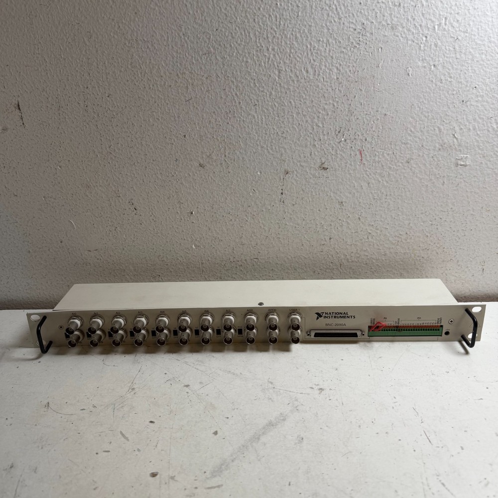 National Instruments BNC-2090A White Rack-Mounted Shielded BNC Adapter Chassis