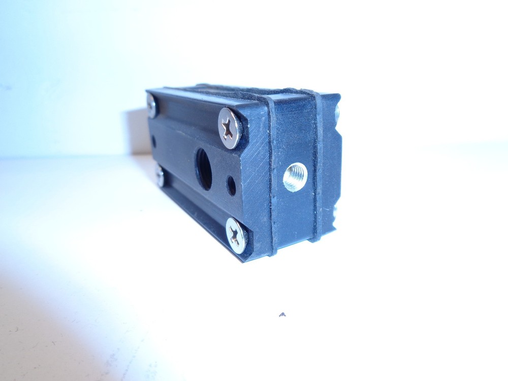 PIAB M16 ART NO: 31.01.042 Multi-Ejector Vacuum Pump