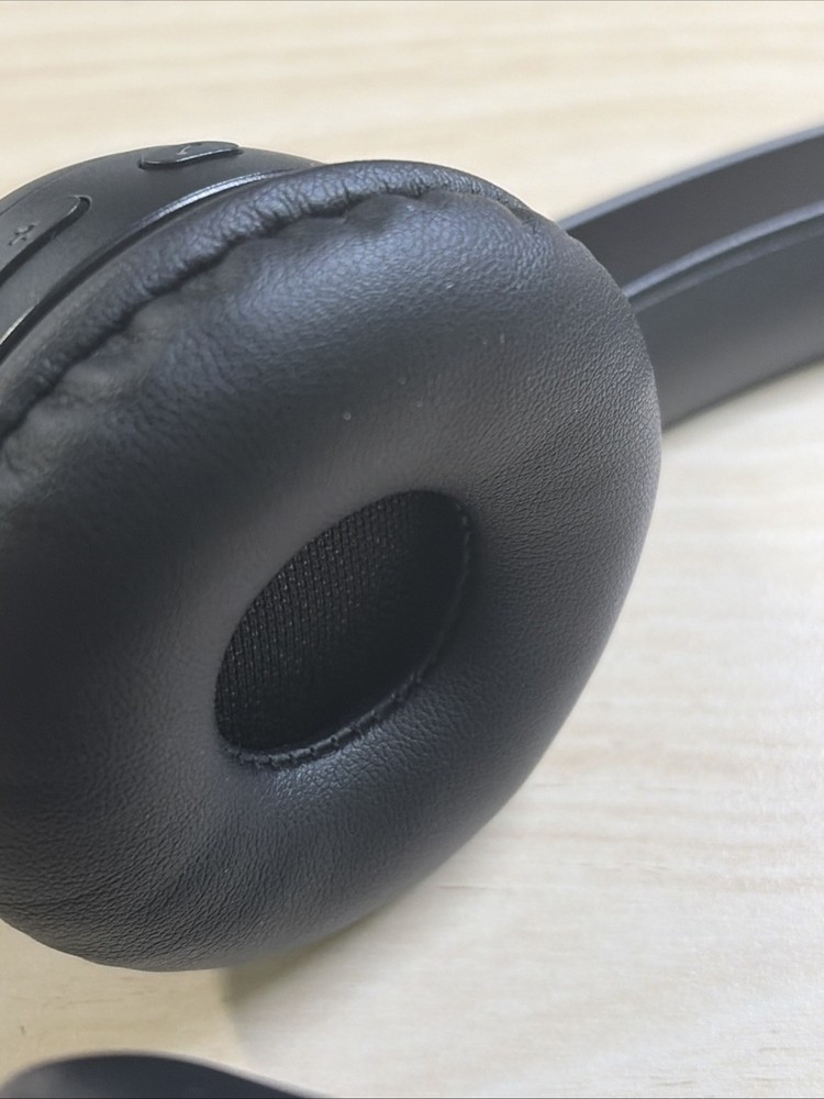 Logitech Zone 305 Wireless Bluetooth Headset Microsoft Teams Version with Dongle