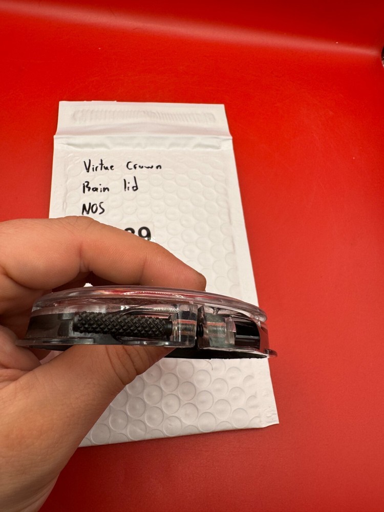Virtue Crown Rain Lid NOS