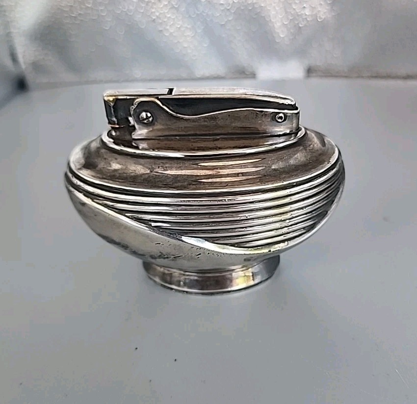 Vintage*Ronson Lotus Table Lighter*Very Clean*Untested