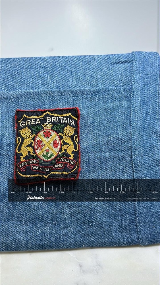 Great Britain Collectable Patch: Heraldic Crest - UK Travel Accessory