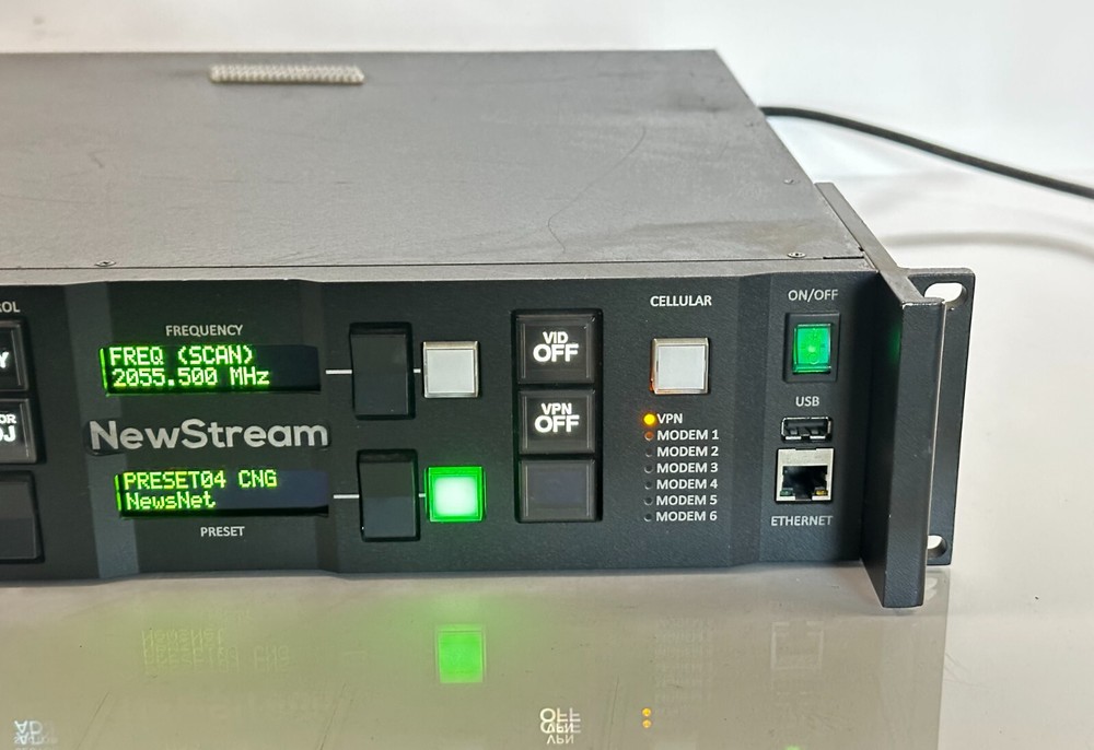 VISLINK NewStream MULTI-MODE MOBILE TRANSMIT SYSTEM