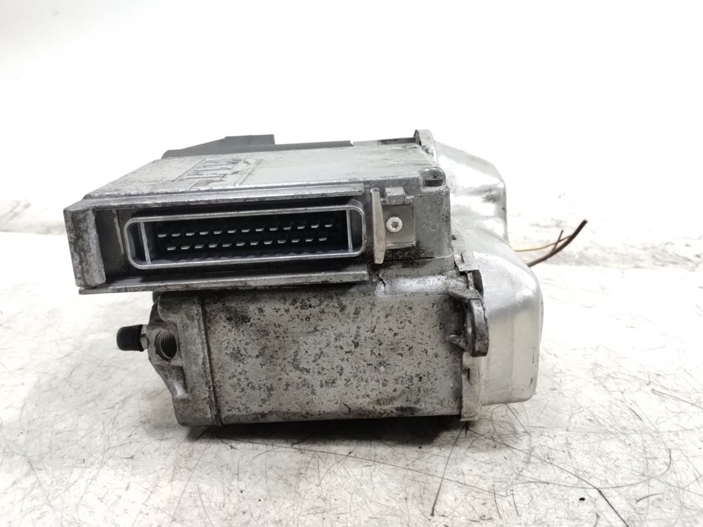 2000 00 BMW R1100 RT R ABS Antilock Brake Pump Module