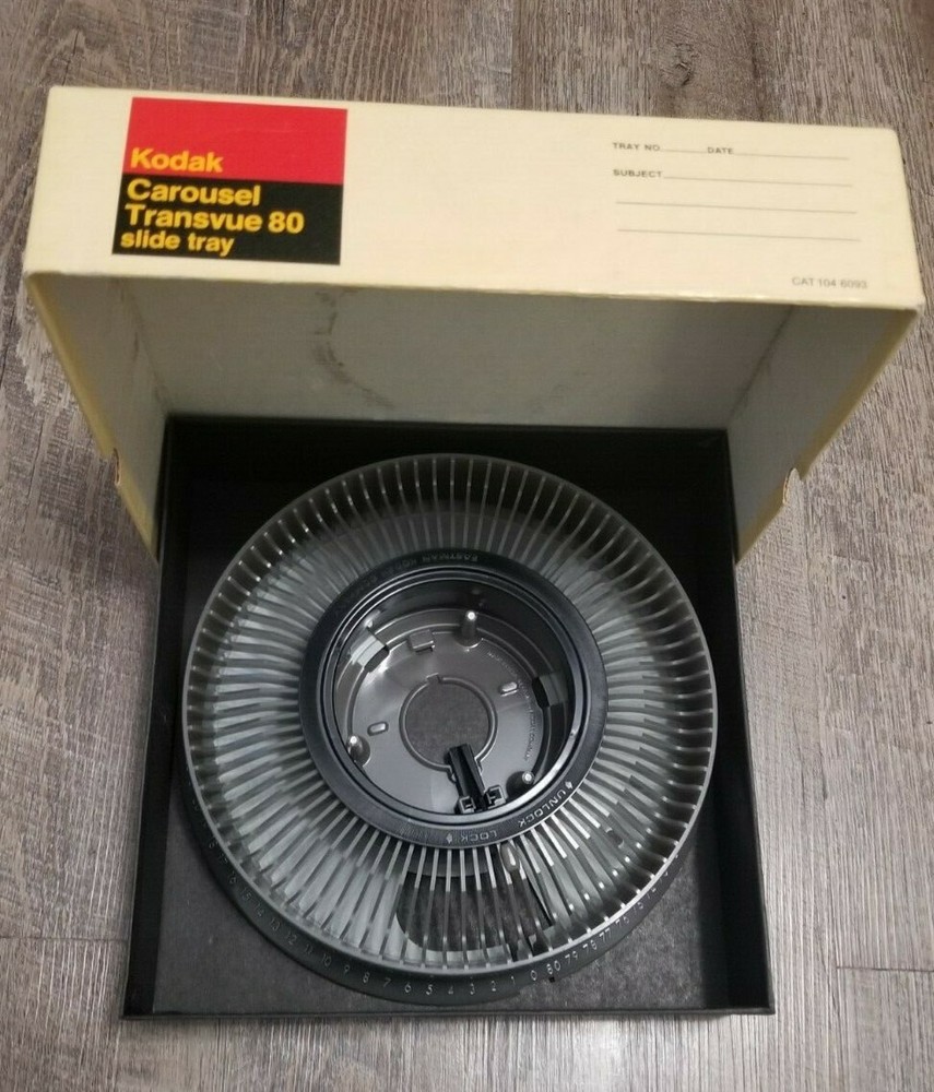 KODAK CAROUSEL TRANSVUE 80 SLIDE TRAY- Original Box  Nice Condition