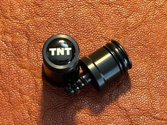 TNT Joint Protector 2 Piece Set for your pool cue 3/8-8 Radial thread. Black