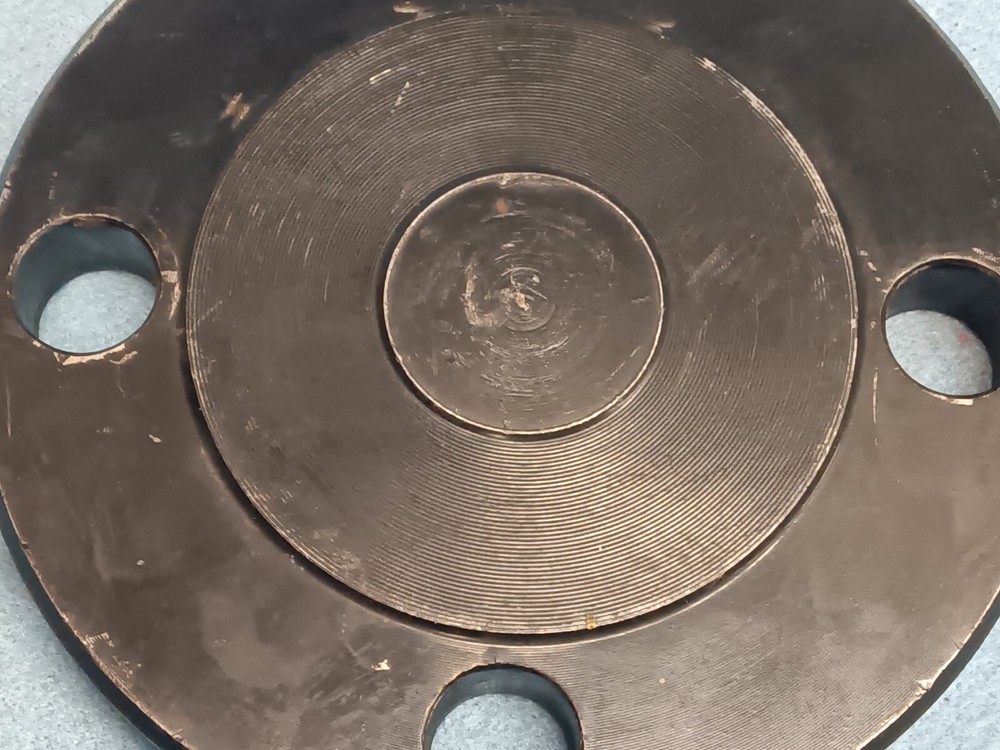 2” BLIND FLANGE 4-HOLE 3.5” BOLT CIRCLE 6” DIAMETER