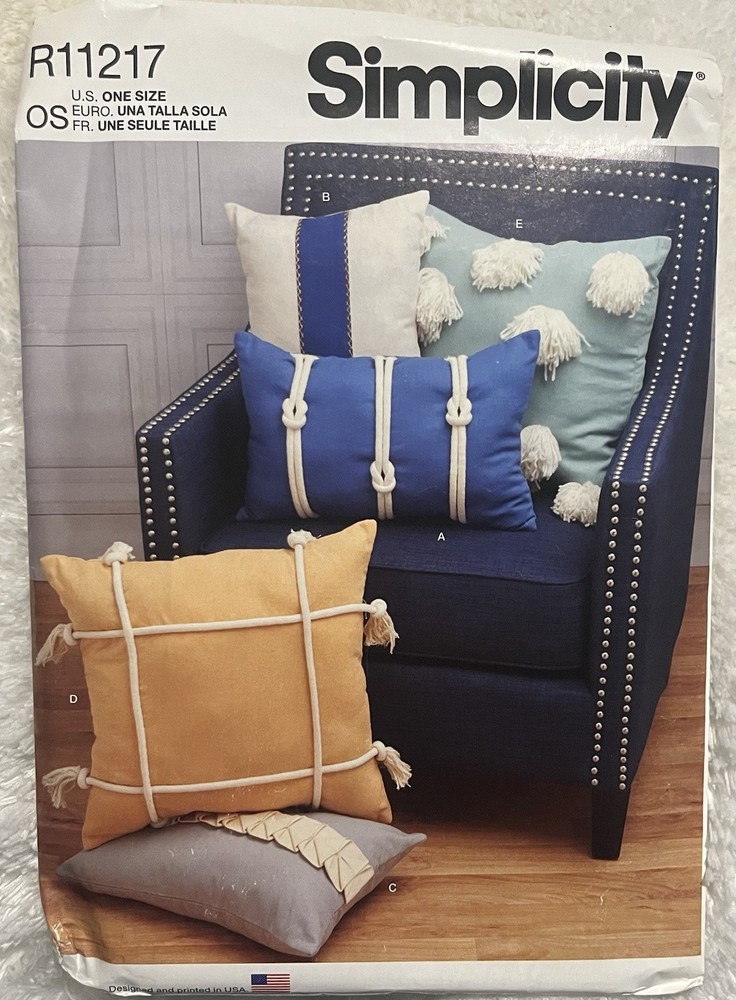 Simplicity 11217 Pillows One Size NEW UNCUT