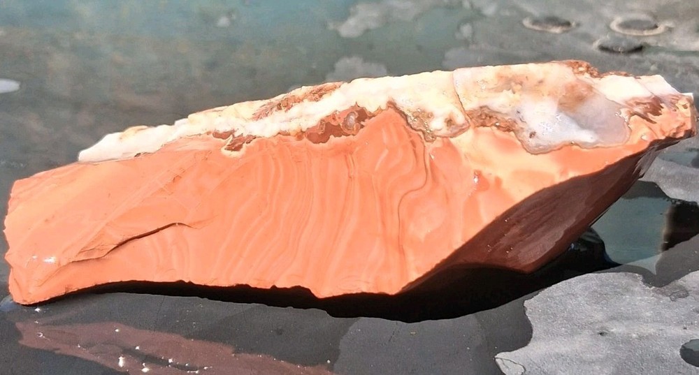 Jasper Red Banded Lapidary Potential