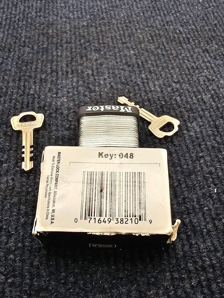 (QTY 4) Master Lock Padlock Rectangular Silver Steel 1-1/8"H W/ Keys
