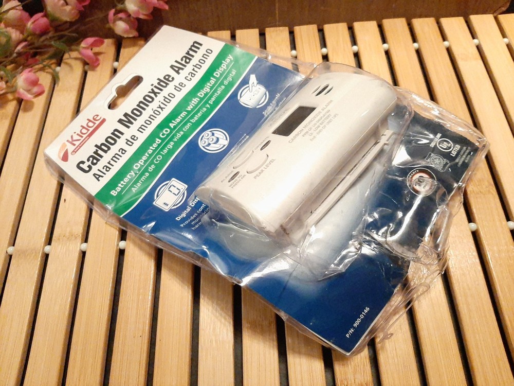 Kidde Carbon Monoxide Detector, AA Battery Powered CO Alarm ~ Tested