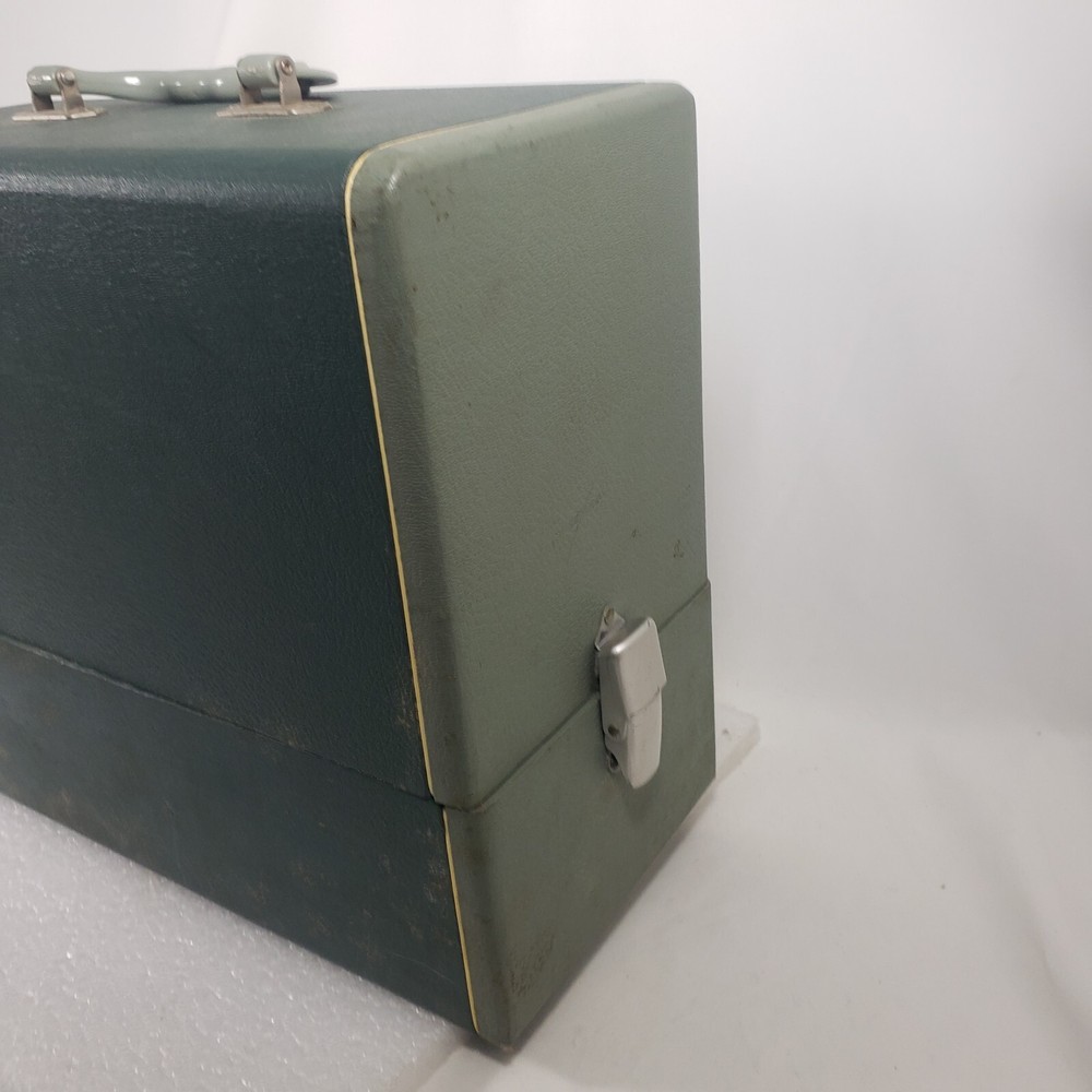 Vintage Argus 300 Automatic 35mm Projector Green w case