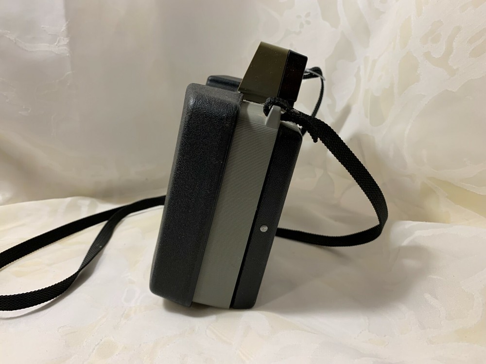 Polaroid Camera Countdown M 80 Automatic Land Camera Vintage