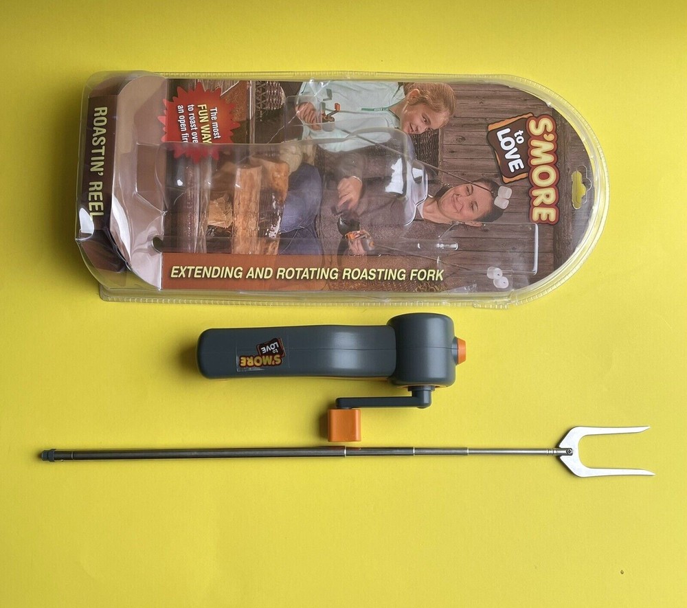 S'MORE Roastin' Reel Fork Extends From 8" To 20" Rotating Roasting Fork