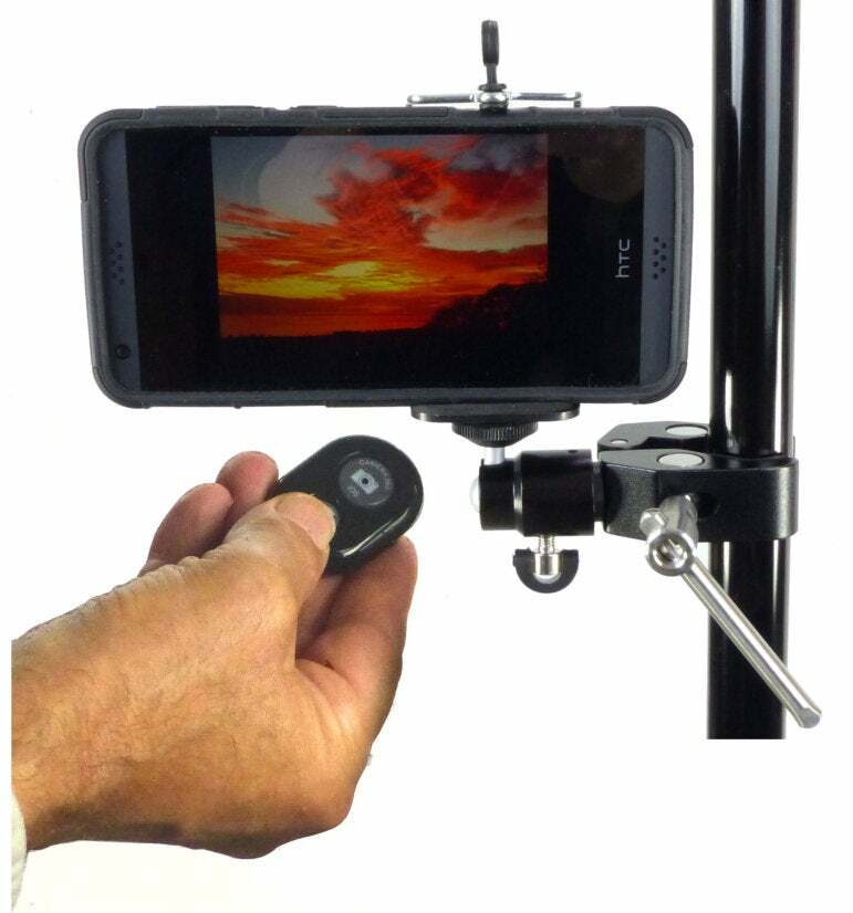 Bluetooth Wireless Shutter Release for iPhone and Android Smartphones