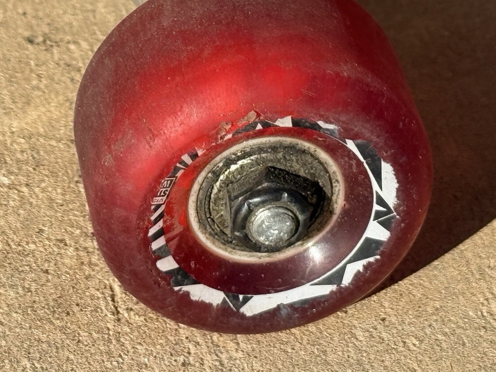 Original Vision Skateboard #163907 With Different Color Wheels