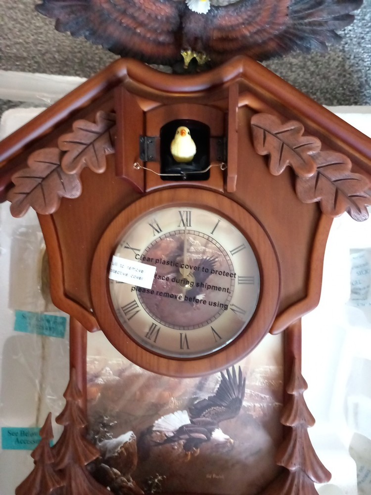 2007 Bradford Exchange - Ted Blaylock's Timeless Majesty Cuckoo Clock
