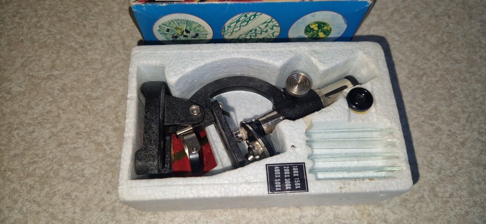 VINTAGE MIGHT RESEARCH MICROSCOPE JUNIOR BOXED COMLPLETE VGC