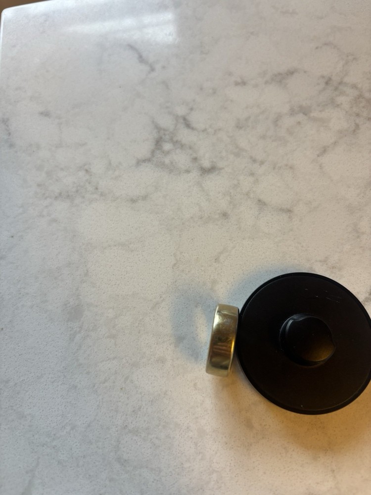 Oura Ring Gen 3 Size 7 + TWO Chargers