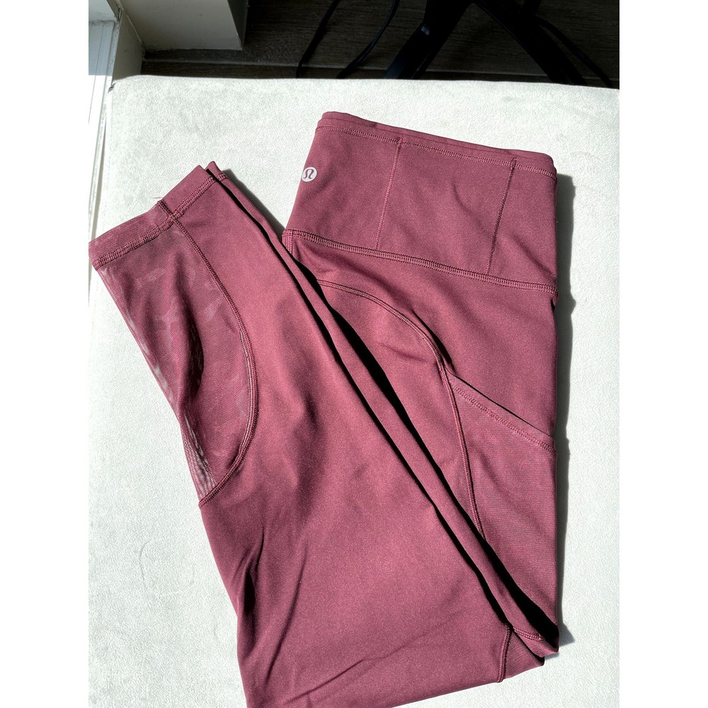 Lululemon Fast & Crop 23" *Mesh Size 10 Special Edition