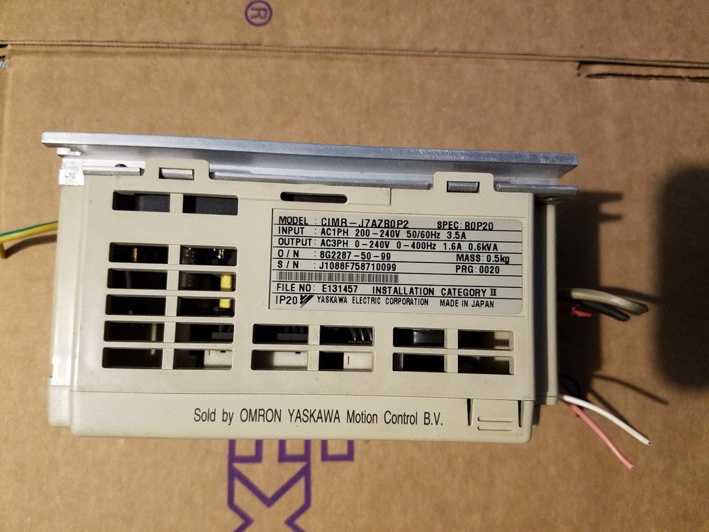 Omron VS Mini J7 CIMR J7AZB0P2