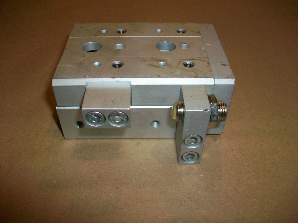 SMC Slide Table MXS16-20AS USED