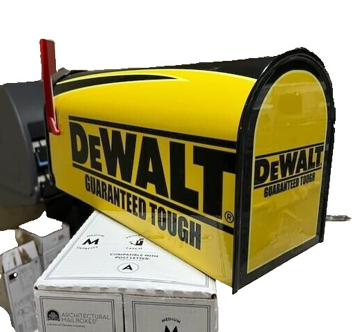 JUMBO DeWALT TOOL MAILBOX