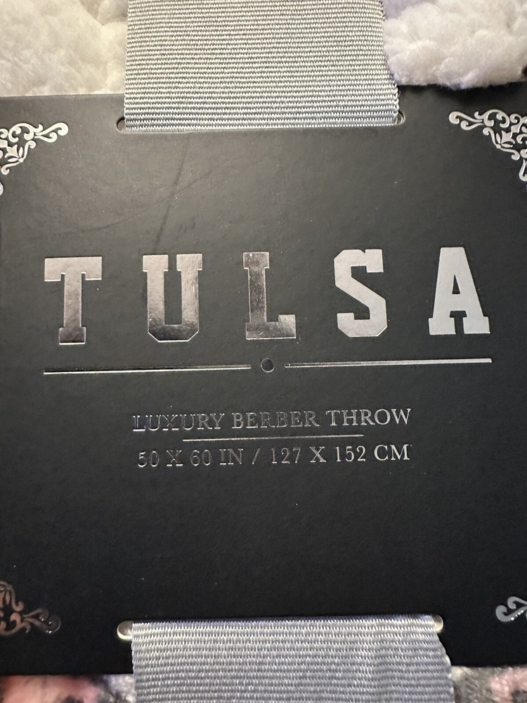 Tulsa Luxury Berber Throw / Blanket / Reversible / Grey