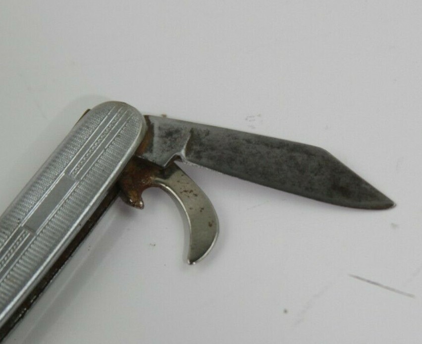 VINTAGE RICHARDS SHEFIELD ENGLAND 3 BLADE FOLDING KNIFE